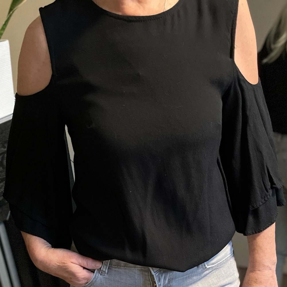 From MY closet: Black blouse XS